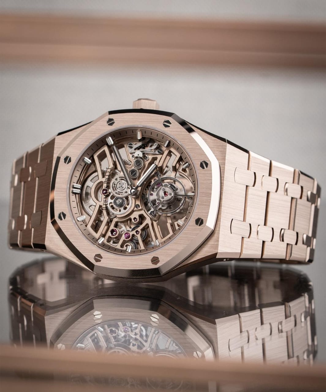 Big Shark Skeleton watch | The Limited Edition